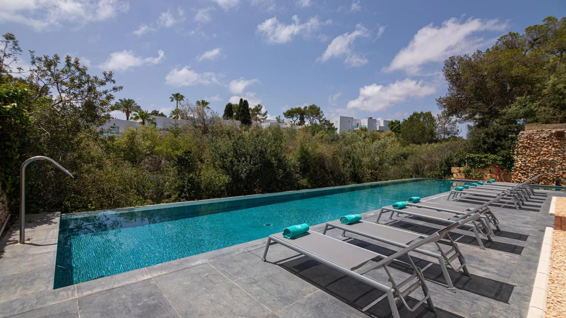 Ferrera Beach Suites&Apartments Cala D'Or